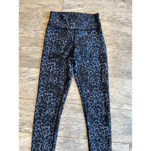 Zyia Active size 2 Leggings‎ Cheetah animal print stretch Scrunchy Yoga Pants - Picture 5 of 8